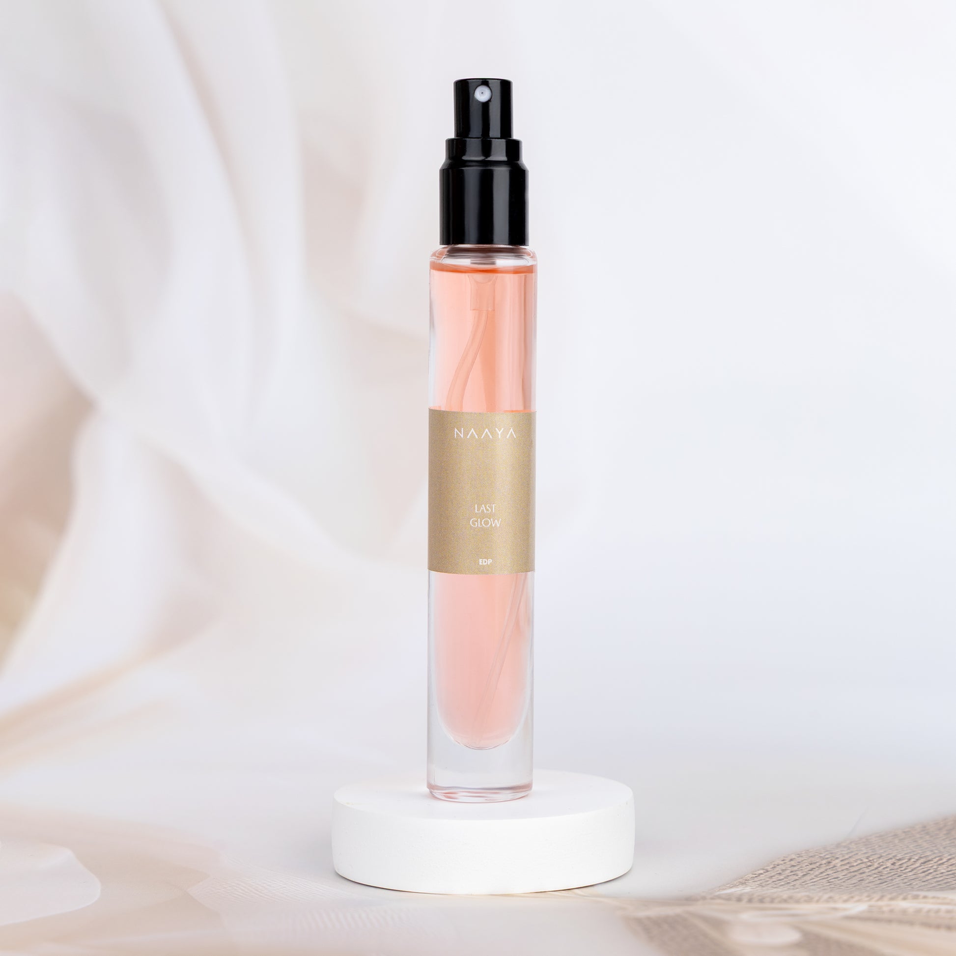 Last Glow Perfume – Premium Unisex Scent with Lasting Freshness