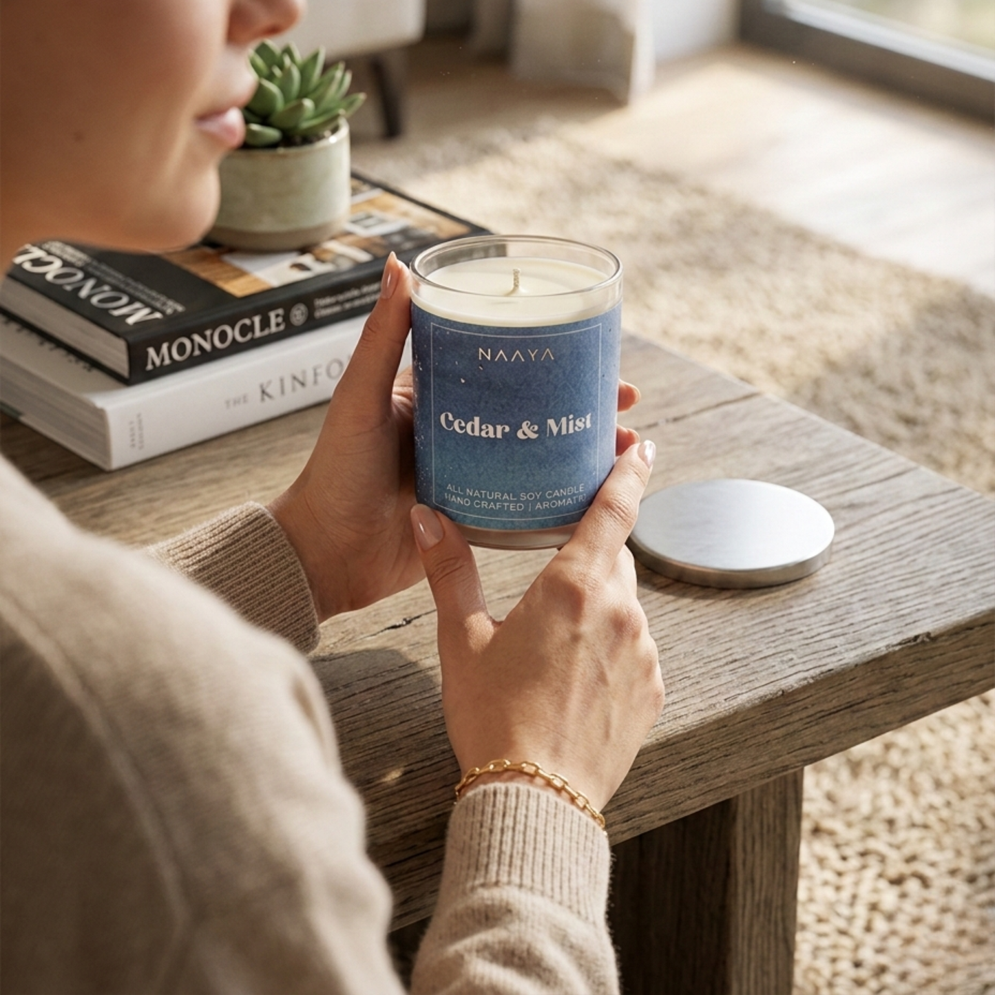 Cedar & Mist Aromatic Candle